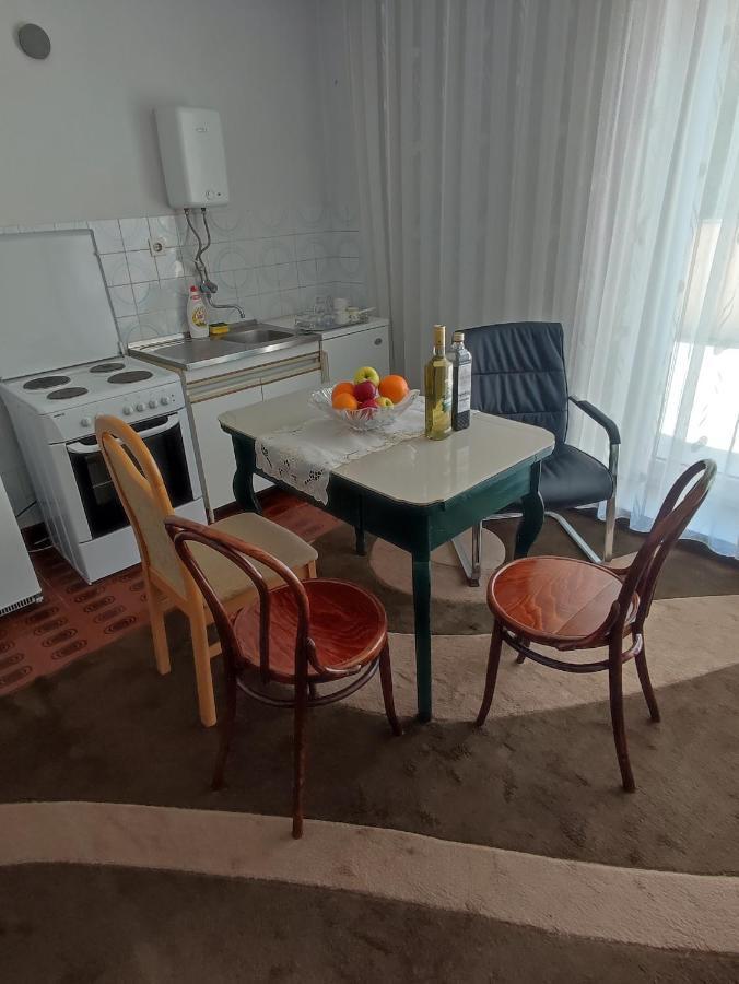 Apartman Bor Livno Exterior foto