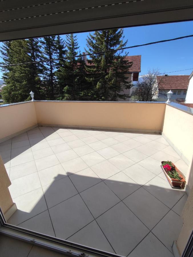 Apartman Bor Livno Exterior foto