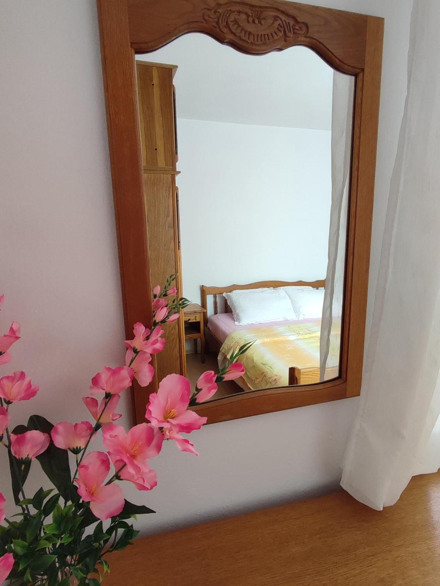 Apartman Bor Livno Exterior foto